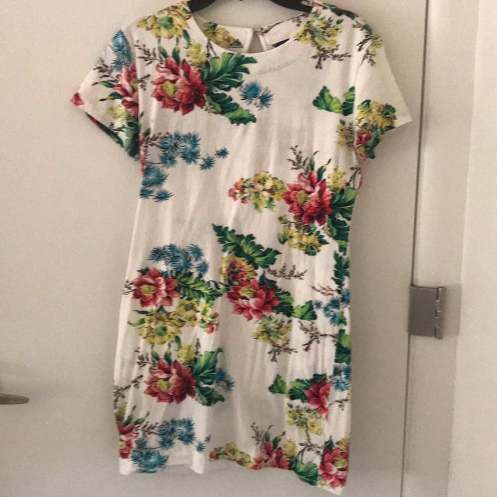 French connection short sleeve dress